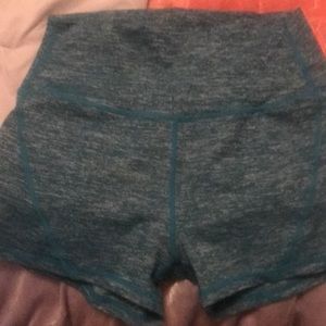 Born Primitive shorties Large